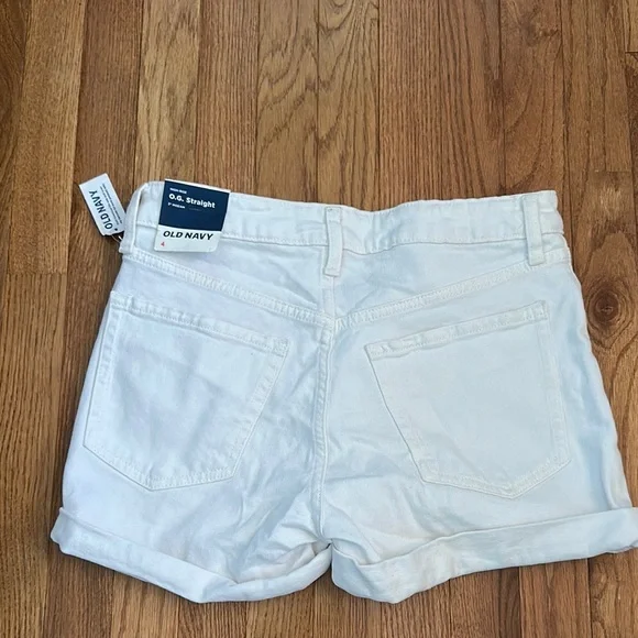 Women's Old Navy White Shorts Size 4 New with Tags. - Picture 2 of 7